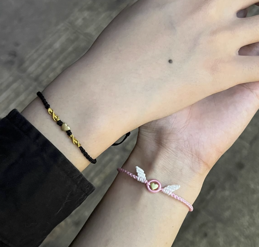 HeartCharm™ Friendship Bracelets – Gold Heart Duo